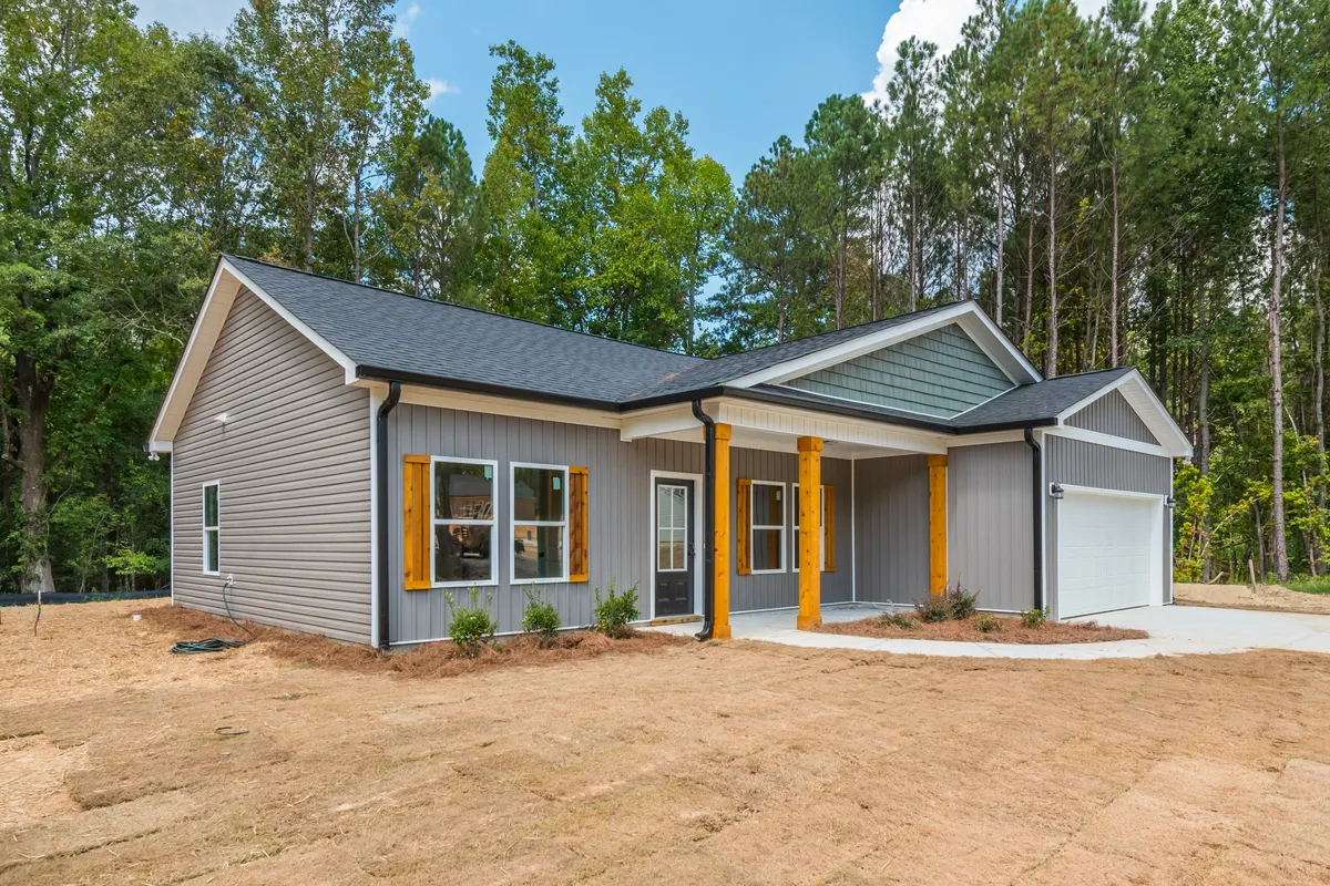 Thumbnail Photo: 232 Stephens Road