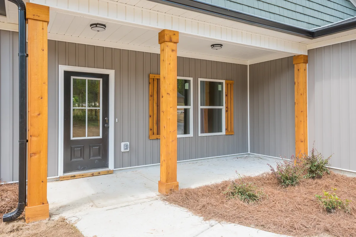 Thumbnail Photo: 232 Stephens Road