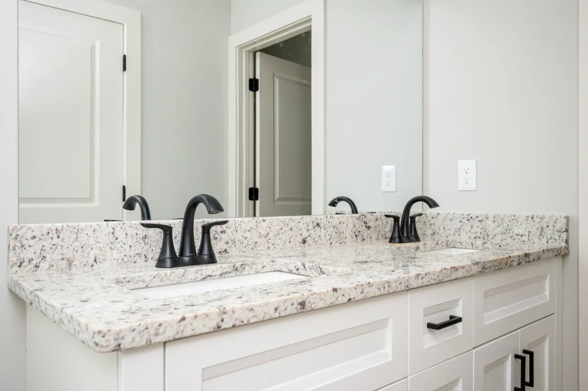 Thumbnail Photo: 371 CW Sims Road